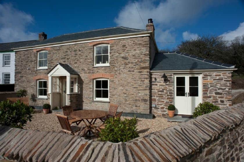 Riverside Cottage - Tregothnan Properties, Coombe