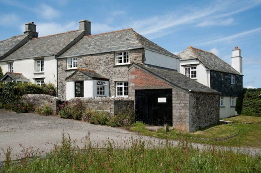 Barton Cottage - Barton and Church Cottages, Crackington Haven