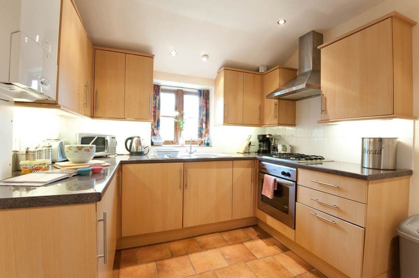 Fistral Cottage - Carnebo Holiday Barns, Perranporth