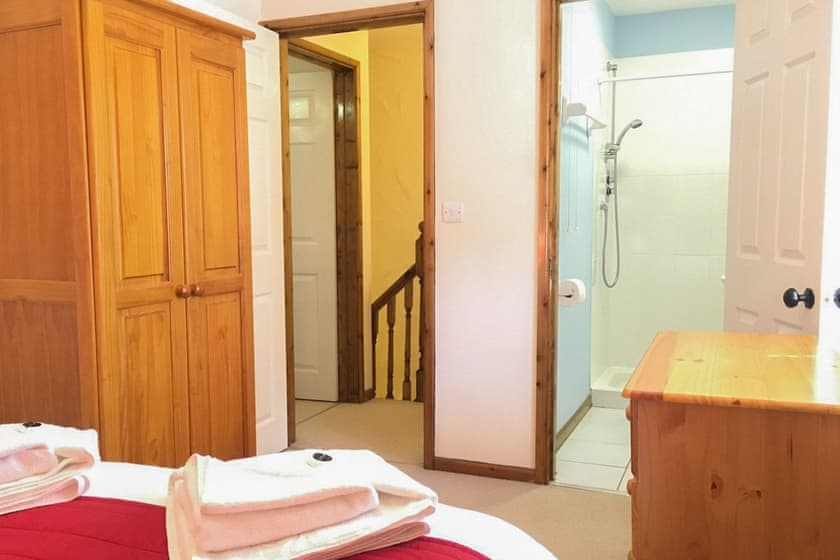 Fistral Cottage - Carnebo Holiday Barns, Perranporth