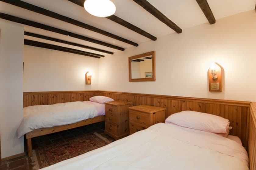 Church Cottage - Barton and Church Cottages, Crackington Haven