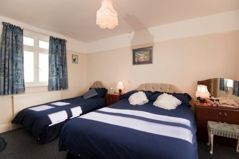Penhalt Farm Apartment, Widemouth Bay
