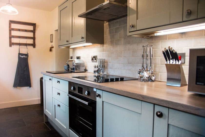 Turn a Penny - Tregothnan Properties, Coombe
