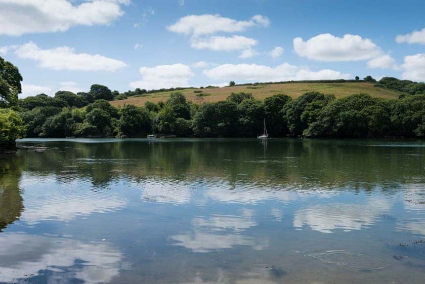 Turn a Penny - Tregothnan Properties, Coombe
