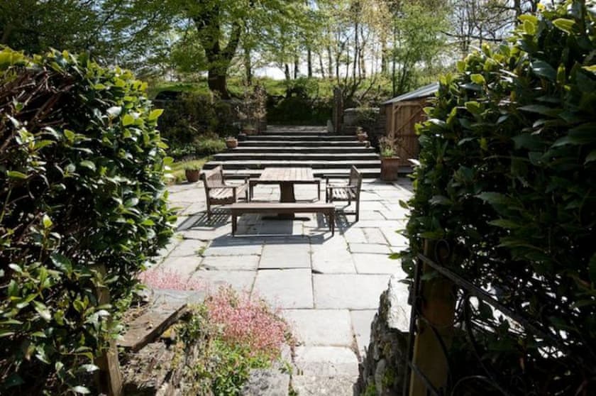 Helsett Farmhouse - Helsett Farm Cottages, Boscastle