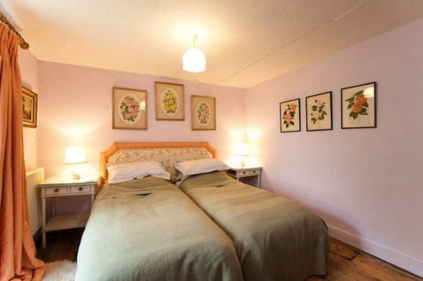 Helsett Farmhouse - Helsett Farm Cottages, Boscastle