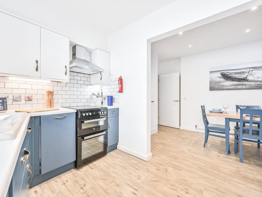 Kitchen | Ellington Court #2, Torquay