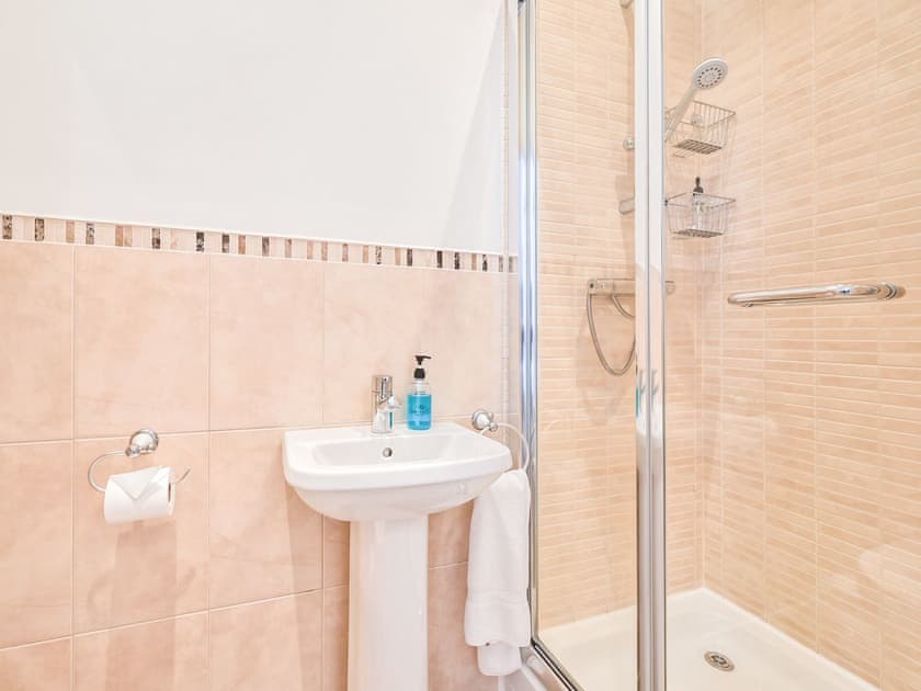 En-suite | Ellington Court #2, Torquay