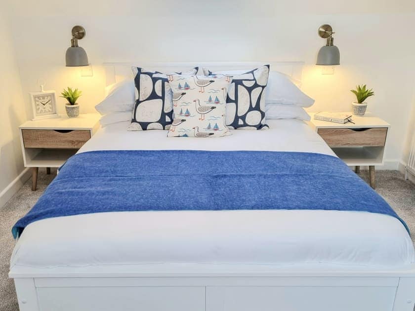 Double bedroom | Keyland Cottage, Johnshaven