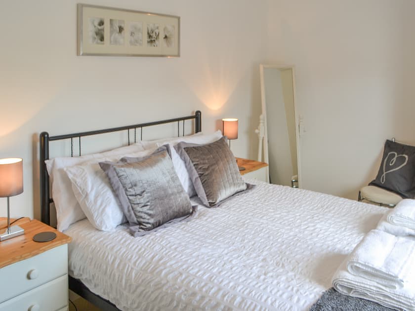 Double bedroom | Crescent by the Sea, Newbiggin-by-the-Sea