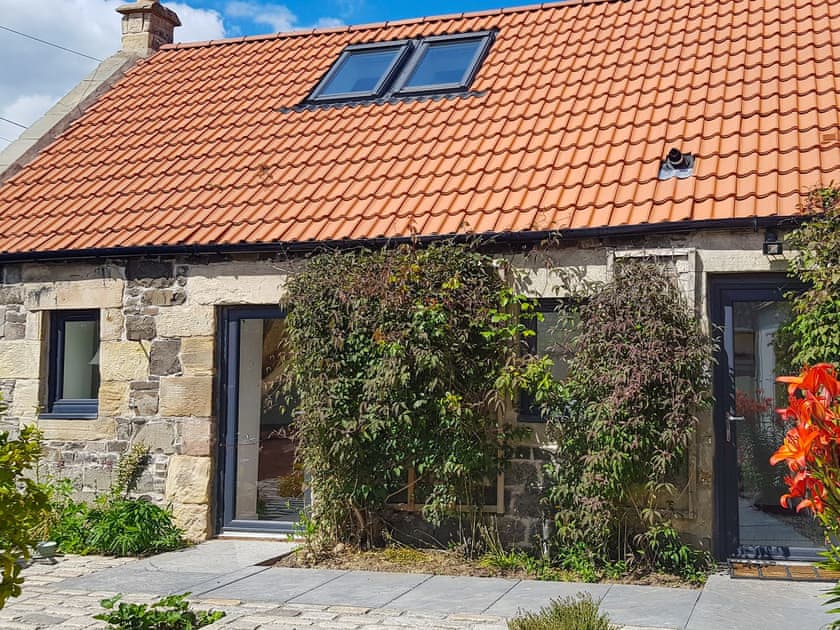 Exterior | The Old Barn - Blinkbonny Cottages, Auchtermuchty