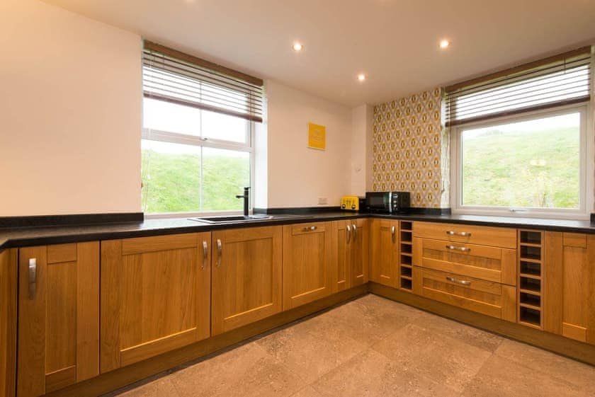 The Beehive - Butterbee Cottages, Tamar Valley