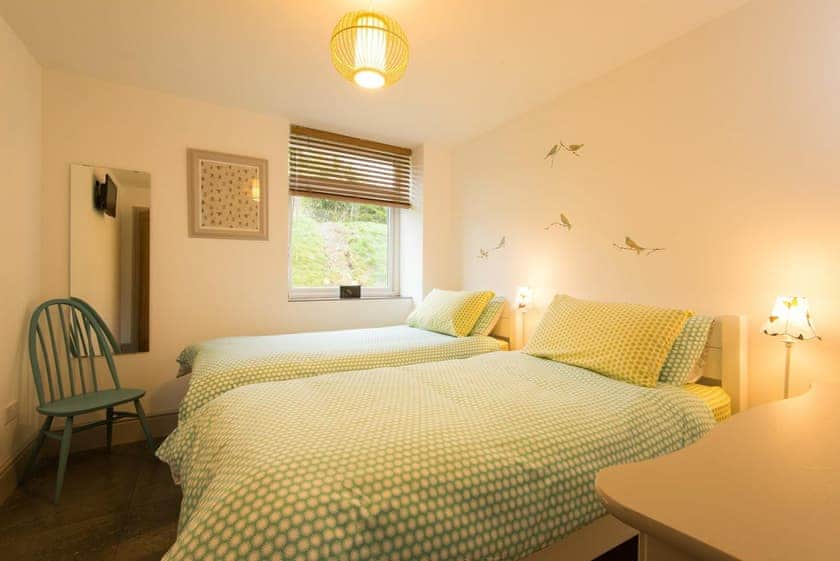 The Beehive - Butterbee Cottages, Tamar Valley
