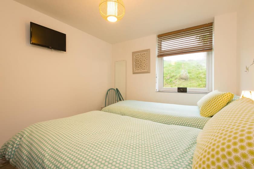The Beehive - Butterbee Cottages, Tamar Valley