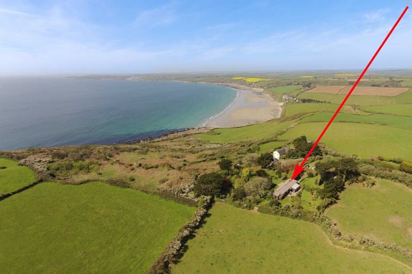 The Hut, Veryan
