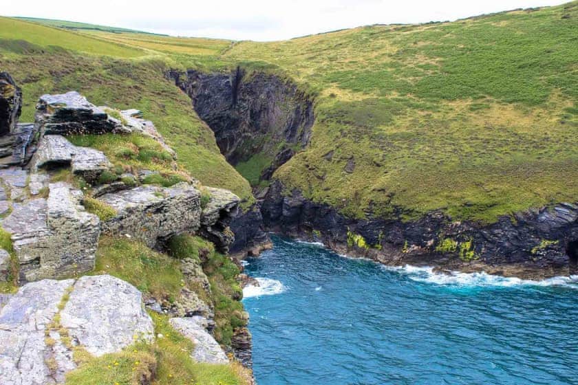 Bossy Castle, Boscastle