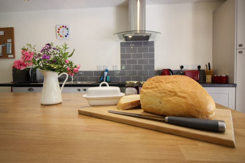 Tizzy Barn - Great Trevillian Farm Barns, Warbstow, near Crackington Haven