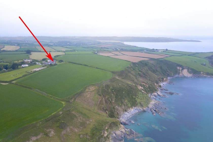 Manor Properties Manor Farmhouse (ref CWC492044) in Porthallow Hoseasons