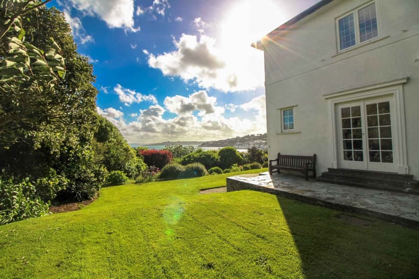 The White House, St Mawes