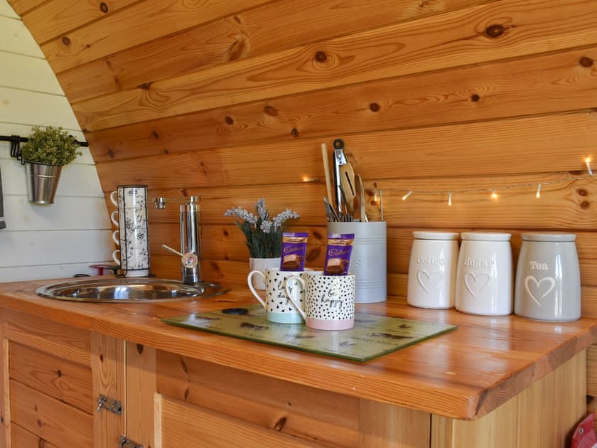 Interior | Jacob’s Den - Dorglwyd Farm Pods, Near Swansea