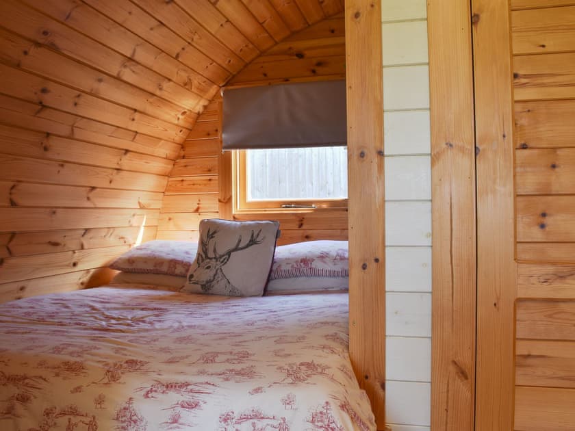 Bedroom | Jacob’s Den - Dorglwyd Farm Pods, Near Swansea