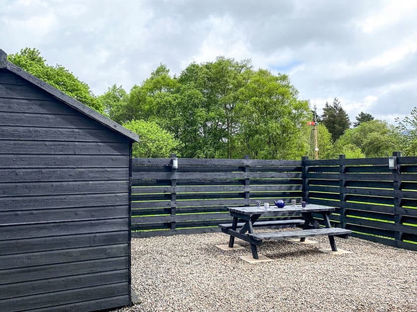 Sitting-out-area | The Jacobite Retreat, Inverlochy, near Fort William