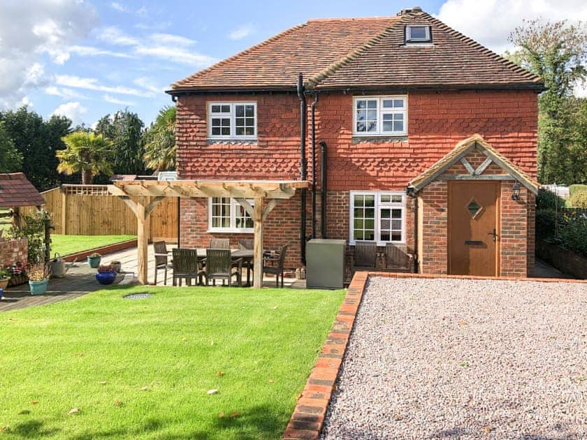 Exterior | Well Cottage, Horsham