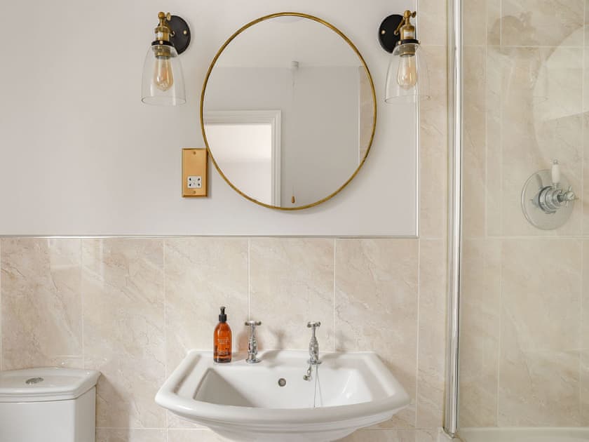 Shower room | Chittering Farm, Stretham, Ely