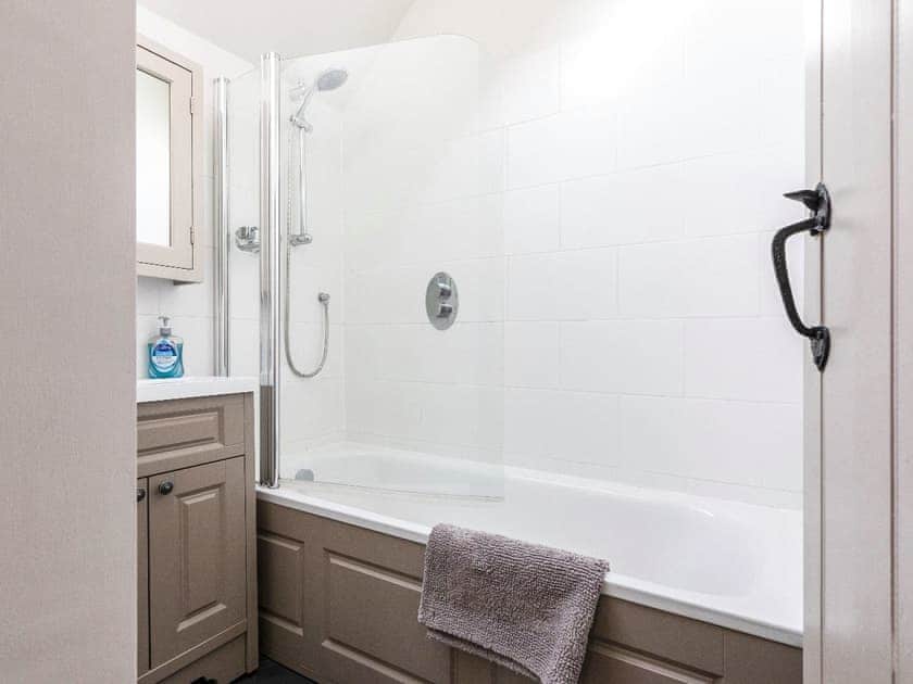 Bathroom | The Old Granary, Stoke Fleming, near Dartmouth