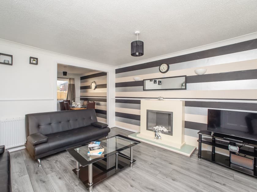 Flat 7 Dempsey Court (ref UKC5384) in Banchory