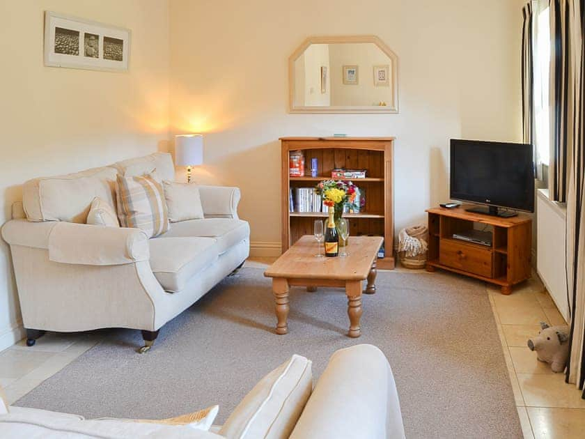 Living room | Lily Broad Cottage, Rollesby, near Great Yarmouth