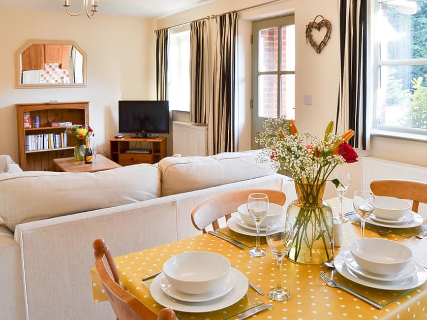 Dining Area | Lily Broad Cottage, Rollesby, near Great Yarmouth