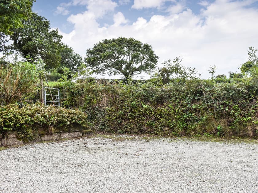 Parking | Anneth Lowen, Gwennap