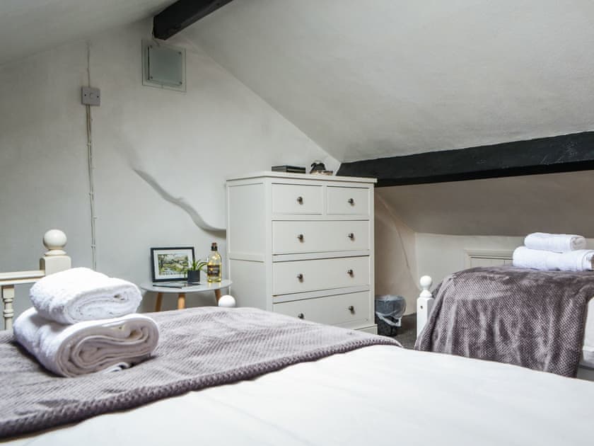 Twin bedroom | Roses Cottage, Santon, near Holmrook