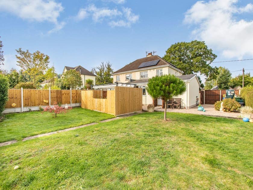 flyby-cottage-in-english-bicknor-cottages