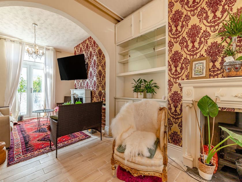 Living area | 6 Fairfield Road, Buxton