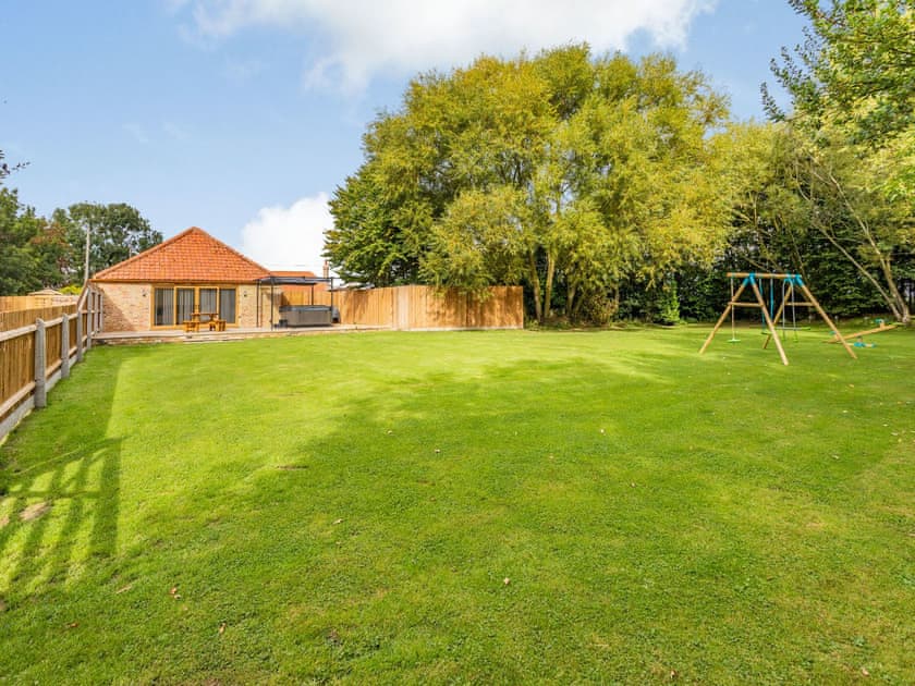 Patio | Tawny Acre Barn - Harps Hall Barns, South Walton Highway, Wisbech