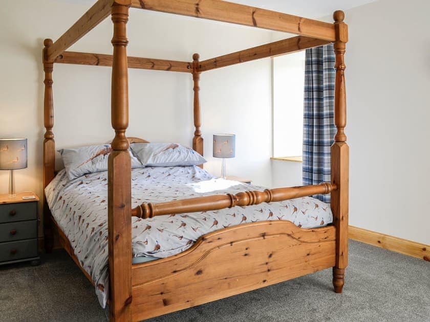 Four Poster bedroom | West Lanegate Farmhouse, Amisfield