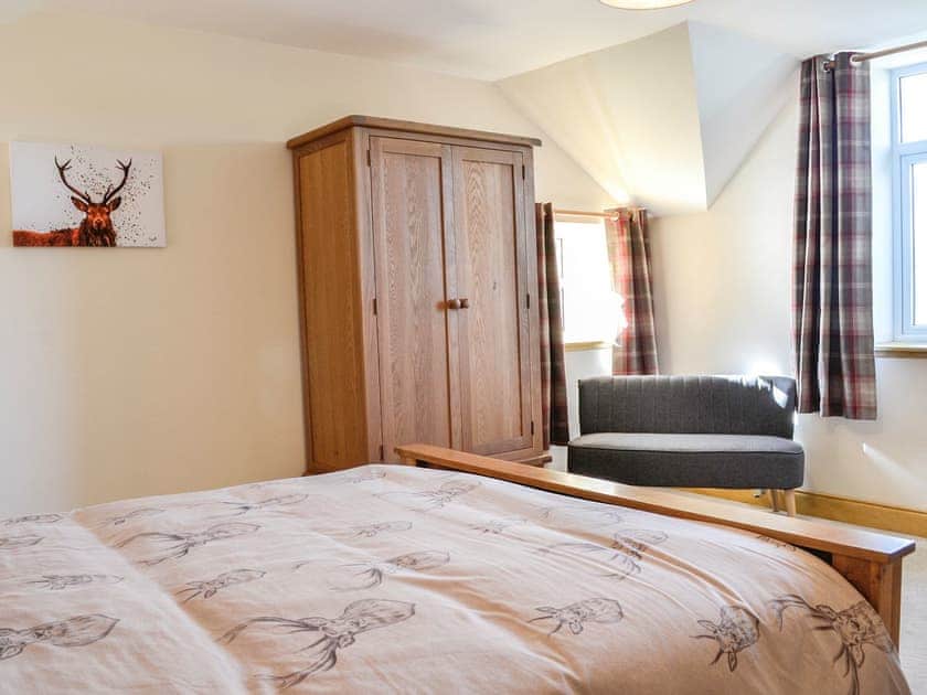 Double bedroom | West Lanegate Farmhouse, Amisfield