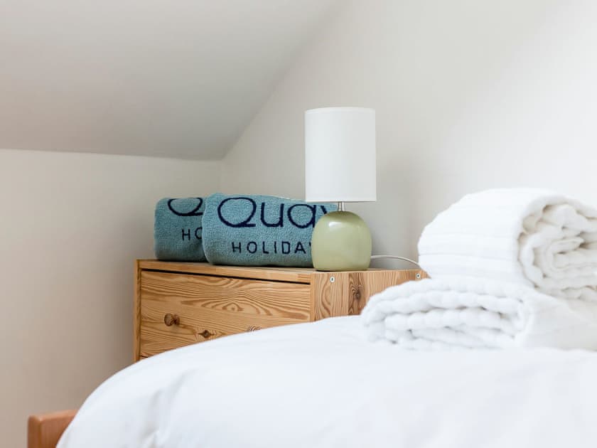 Twin bedroom | Daintree, Bournemouth