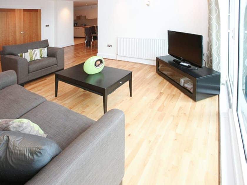 Living area | Les Bateaux, Poole