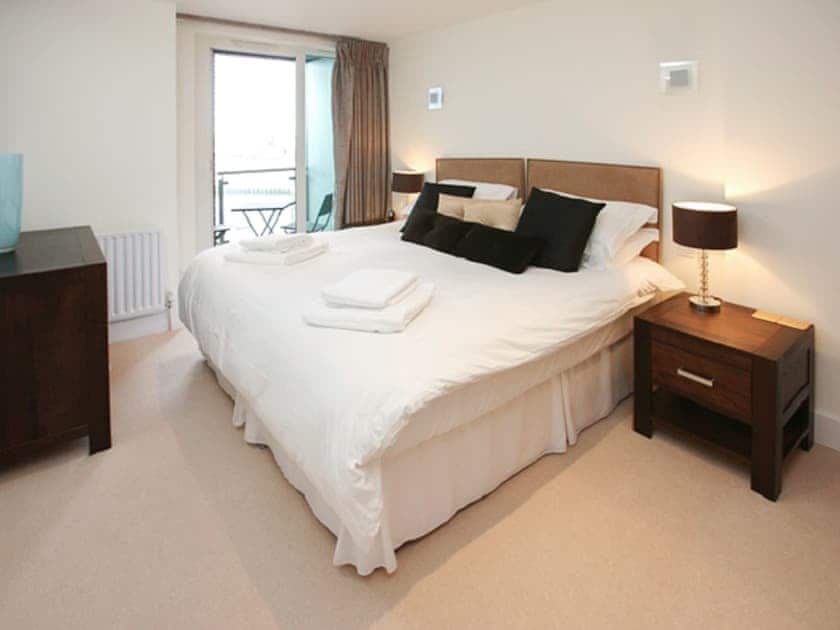 Double bedroom | Les Bateaux, Poole
