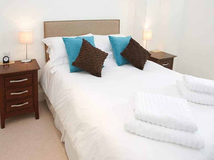 Double bedroom | Les Bateaux, Poole