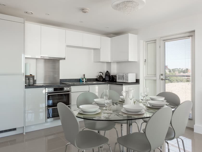 Open plan living space | Sea Breeze, Bournemouth
