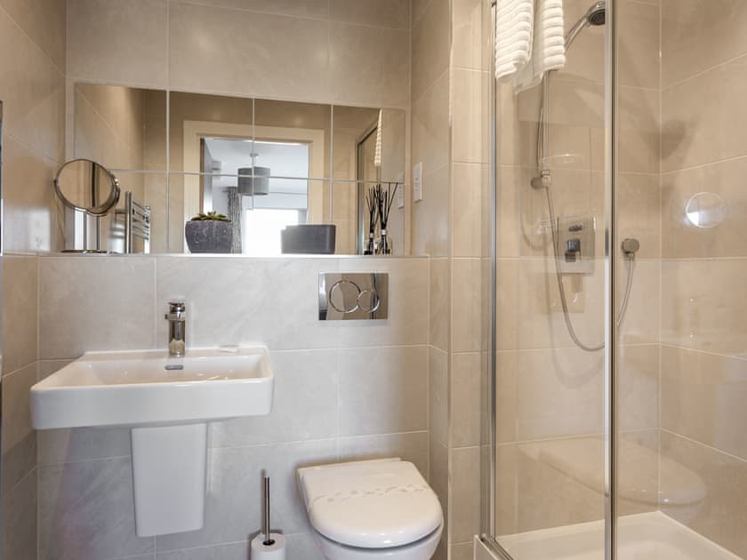 Shower room | Sea Breeze, Bournemouth