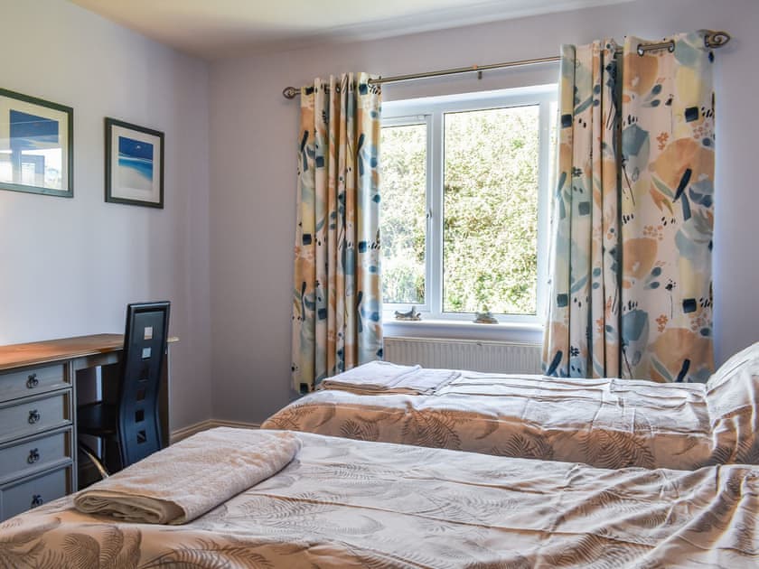 Twin bedroom | Apartment 15 Harvest Moon, Newquay