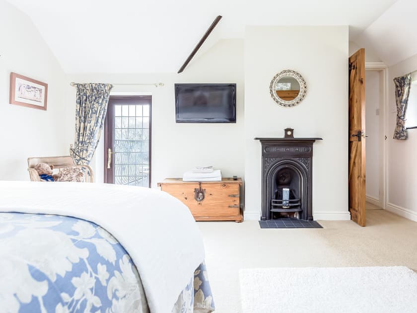 Double bedroom | The Willows, Christchurch