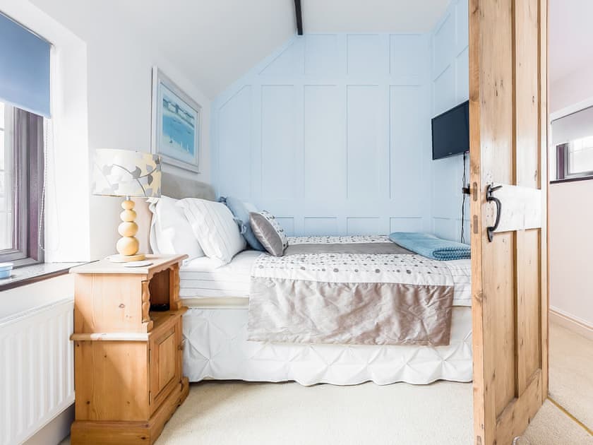 Double bedroom | The Willows, Christchurch