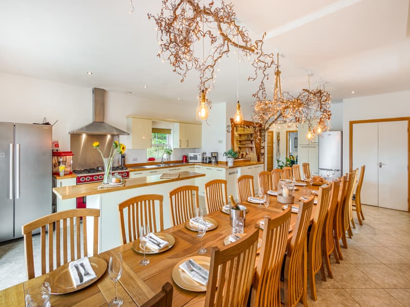 Kitchen/diner | House by the Loch, Loch Duntelchaig, near Inverness