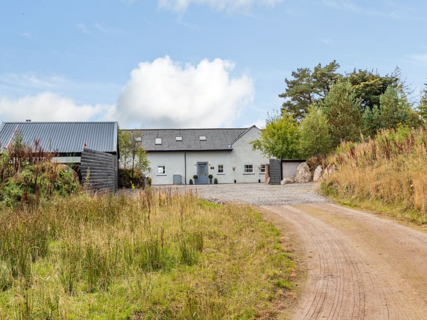 Outdoor area | House by the Loch, Loch Duntelchaig, near Inverness